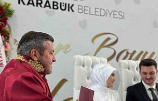 Karabük Belediyesi evliliğe adım atan gençlere...