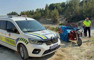 Karabük’te 3 tekerlekli motosiklet devrildi: 6...