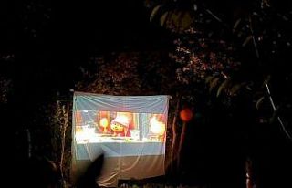 Kars’ta öğretmenden sıcak yaz akşamında çocuklara...