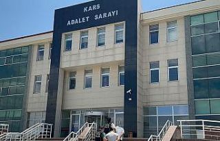 Kars’ta uyuşturucu taciri 2 kişi tutuklandı