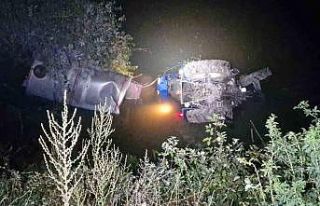 Kastamonu’da traktör ırmağa devrildi, sürücüsü...