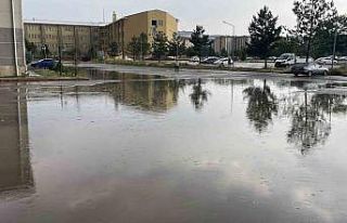 Kavurucu sıcaklar yerini sağanak ve taşkınlara...