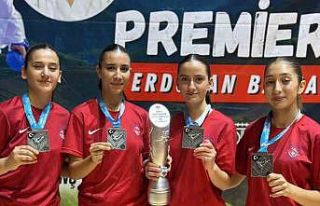 Kayserili karatecilerden 5 madalya