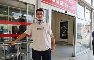 Kaza sırasında açılan kapıdan inip koşarak uzaklaşan...