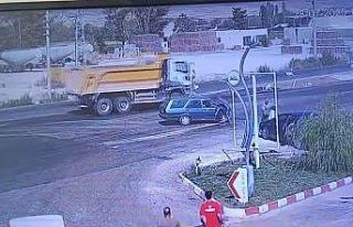 Kazada ağır yaralanan kadından acı haber