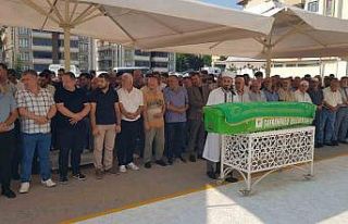 Kazada ölen genç toprağa verildi