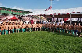 Keçiören’de 2’nci geleneksel Taha Akgül güreşleri...