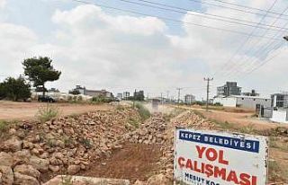 Kepez’in Demirel Mahallesi’nde dere ıslah çalışması...