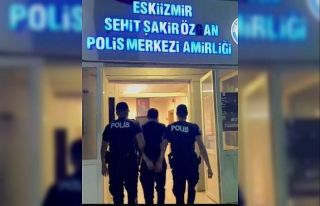Kesinleşmiş hapis cezasıyla aranan hükümlü İzmir’de...
