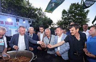 Kocaeli’de helva şöleni coşkusu