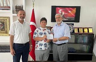 Kur’an kursu öğrencisi harçlığını Filistin’e...