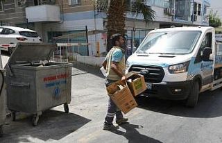 Kuşadası’nda temizlik çalışmaları sürüyor