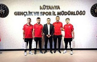 Kütahyalı sporcular Ayak Tenisi’nde Türkiye Şampiyonu...