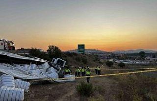 Kuzey Marmara Otoyolu’nda feci kaza: 2 kişi hayatını...
