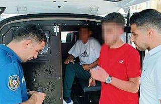 Mahalle kavgasında 1 polis yaralandı, 4 kişi gözaltında