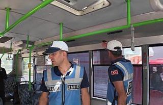 Mardin’de zabıta ekipleri toplu taşıma araçlarında...