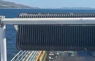 Marmara Adası açıklarında yangın çıkam feribotta...