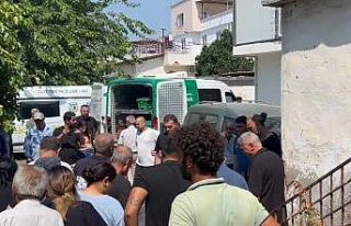 Mersin’de ev yangını: 2 çocuk annesi kadın hayatını...