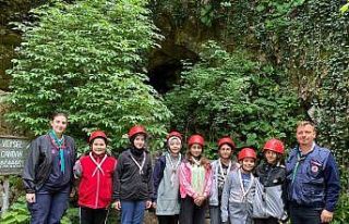 Minik izciler doğayla buluştu