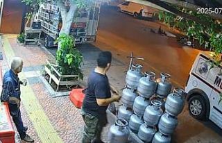 Motosikletlilerin kaza anları kamerada