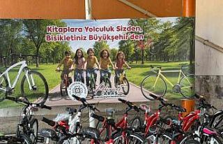 Muğla Büyükşehir Belediyesi kitap okuyan çocukları...