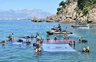 Muratpaşa’nın mavi bayrakları plajlara çekildi