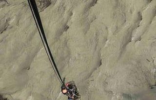 Nepal-Çin sınırında sel felaketi: 1 ölü, 28...