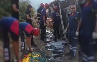 Osmaniye’de devrilen tırın sürücüsü yaralandı
