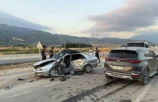 Osmaniye’de iki otomobil çarpıştı: 2 yaralı