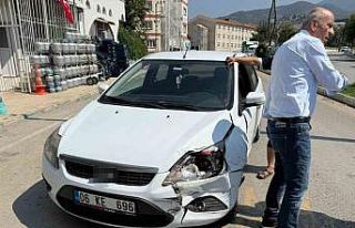 Osmaniye’de otomobiller çarpıştı: 1 yaralı