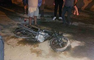 Otomobil ile motosiklet kazasında panik anları