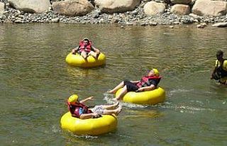Özel çocukların rafting heyecanı
