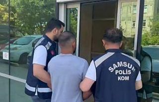 Sahte kimlikle kaçak göçmen taşıma suçundan...