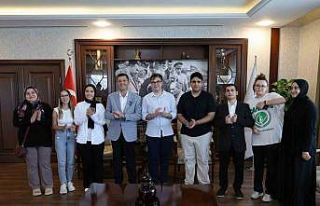 Şampiyonlardan Çekmeköy Belediye Başkanı’na...