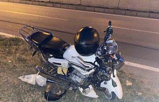 Samsun’da otomobil motosikletle çarpıştı: 1...