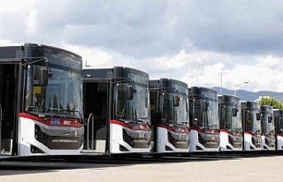 Samsun’un toplu taşıma filosuna 15 yeni otobüs