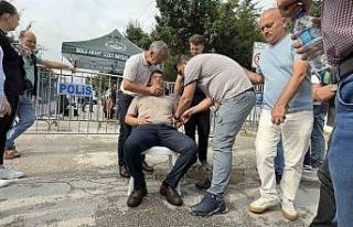 Sanık kürsüsünde bayılan itfaiye erinin kardeşi,...