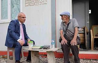 Sevdiğini 60 yıldır bekleyen "Memiş Dayı"...