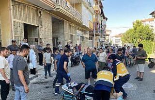 Seyir halindeki motosikletten düşen 65 yaşındaki...