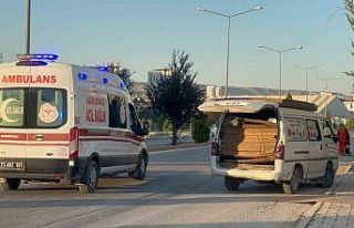 Seyir halindeki panelvandan düşen çocuk ağır...