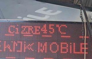 Şırnak’ta aynı anda iki mevsim yaşandı: Bir...