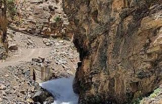 Şırnak’ta Mijin içe suyu kaynağının debisi...