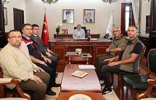 Sokak hayvanlarının korunması için bir araya gelindi