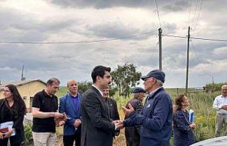 Susuz Kaymakamı Tutal, makamda oturmuyor