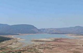 Tahtalı Barajı’nda ürküten manzara; su çekildi...