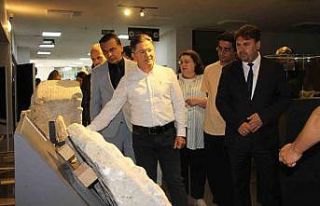 Tarihe ışık tutan eserler ilk kez ziyarete açıldı