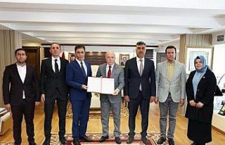 Tarihi Taş Ambarlar, kapalı çarşı ve müzeye...