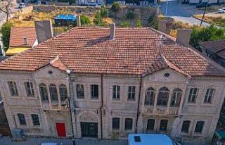 Tarihi Ziraat Bankası binasını Akdağmadeni Belediyesi...