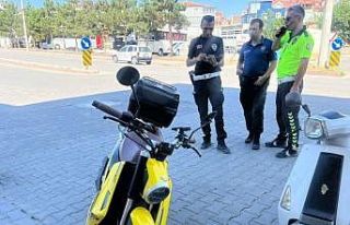 Tavşanlı’da motosiklet ile otomobil çarpıştı:...