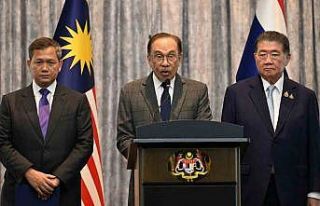 Tayland ve Kamboçya ateşkese vardı